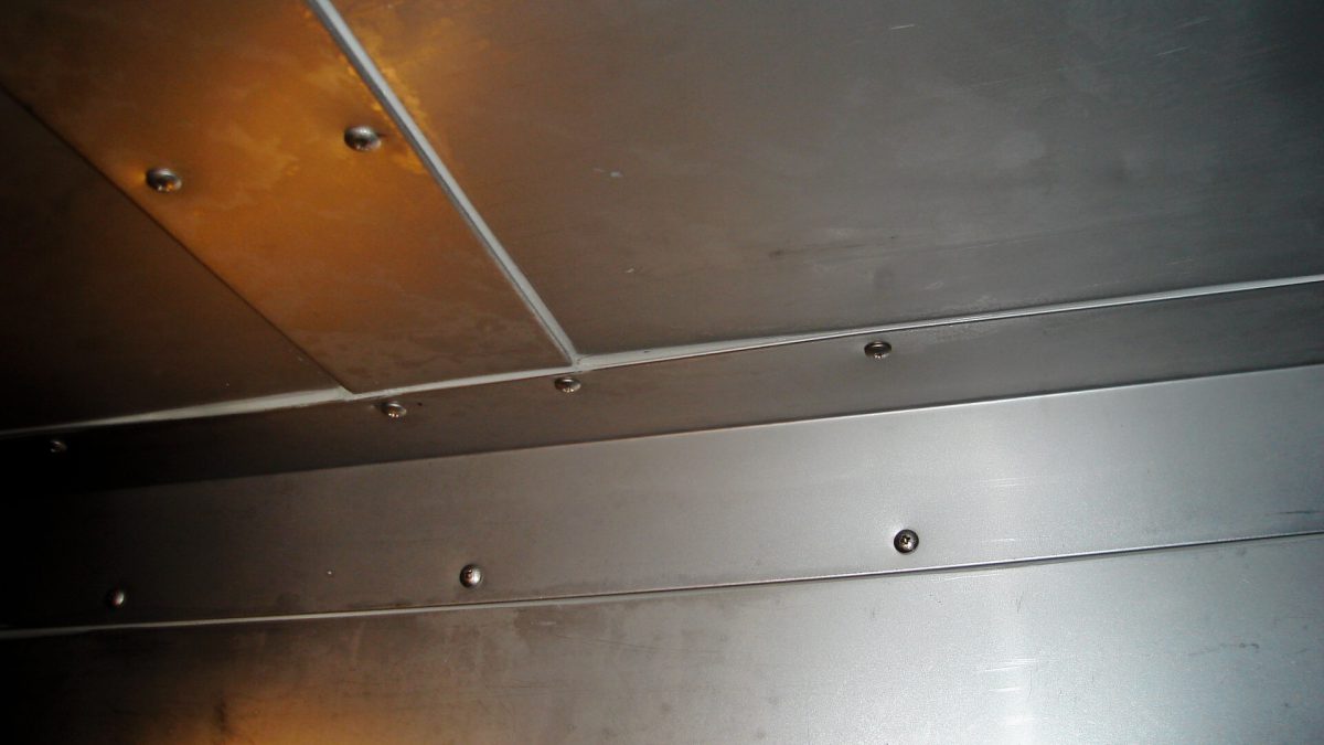 Five Reasons Insulated Metal Panel Ducts Are the Right Choice for Your Food Plant