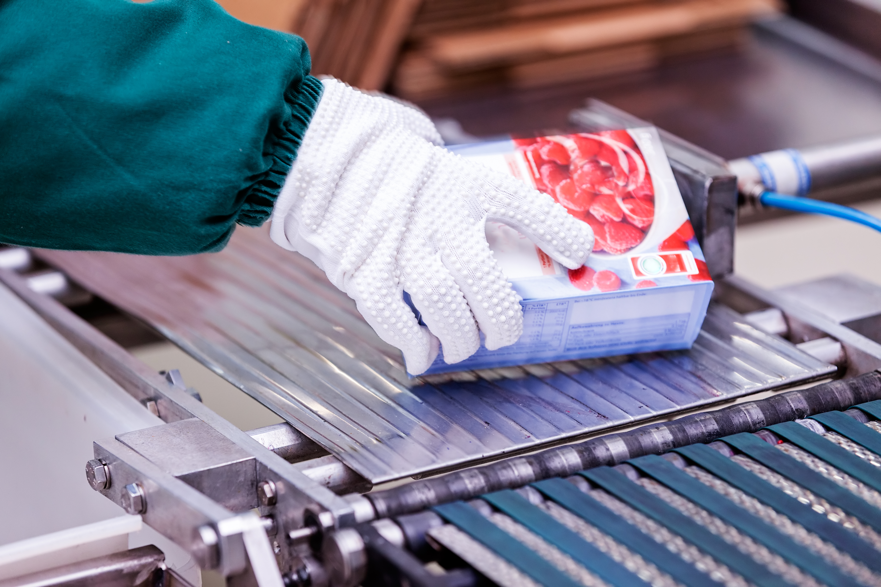 7 Cost-Saving Ways to Optimize Your Food Packaging Process